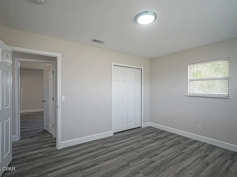 410 S Star Ave — Photo 27
