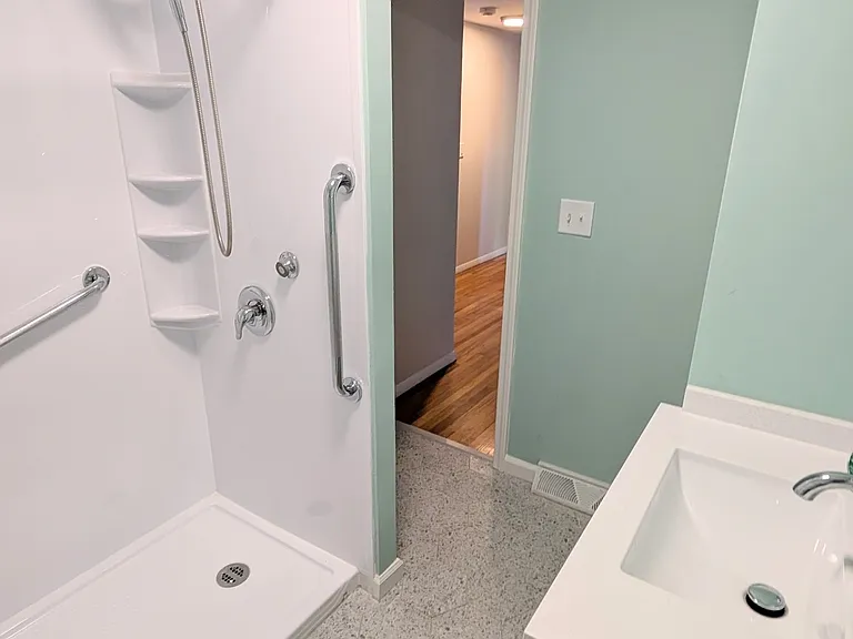 21 Rondy Ln — Photo 20