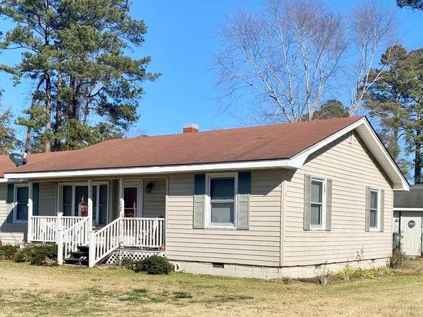 103 Fussell Street, Rose Hill, NC 28458