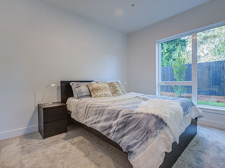 9757 SE Holgate Blvd — Photo 8