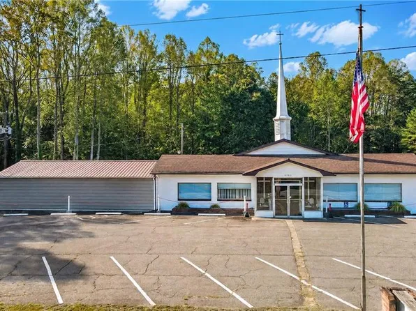 8782 State Highway 14, Eden, NC 27288