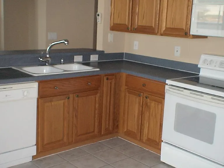 7215 Colonial Lake Dr — Photo 12