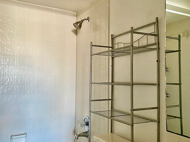 790 E Gilchrist Ct — Photo 14