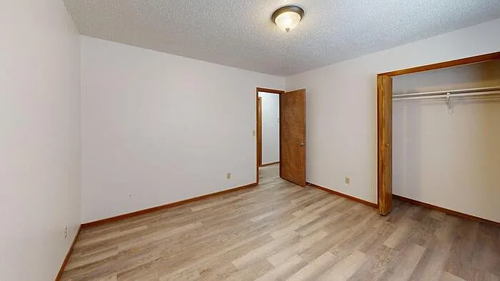 1100 Pleasant St #7 — Photo 5