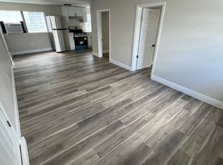 4008 9th St E #2, Bradenton, FL 34208