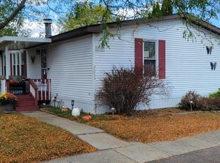 2053 Marmoor Dr, Shelby Township, MI 48317