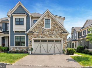 821 Greenwich Dr, Ambler, PA