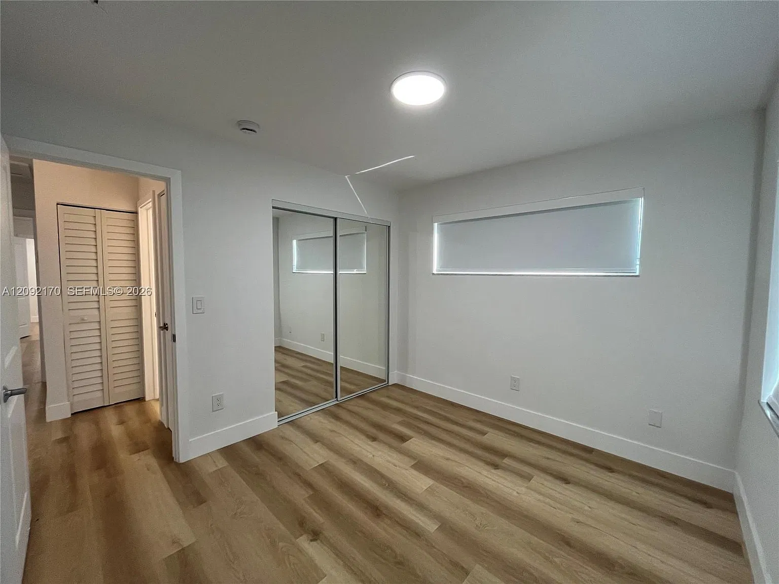 3 bed, 1156 sqft, $3,500 — Photo 3