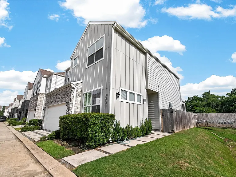 8821 Hollister Pine Ct — Photo 5