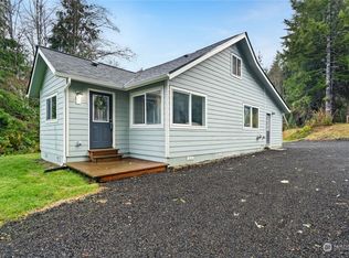 446 Ocean Beach Rd, Hoquiam, WA 98550
