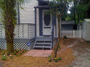 107 W Smith Ave #B, Micanopy, FL 32667