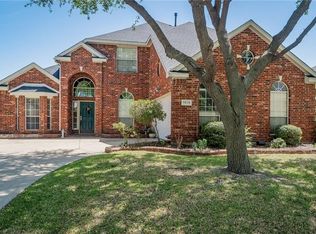 7818 Killarney Ln, Rowlett, TX 75089