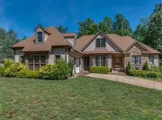 147 Bridge Ln, Tryon, NC 28782