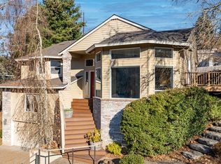 1056 Snidow Dr, West Linn, OR 97068