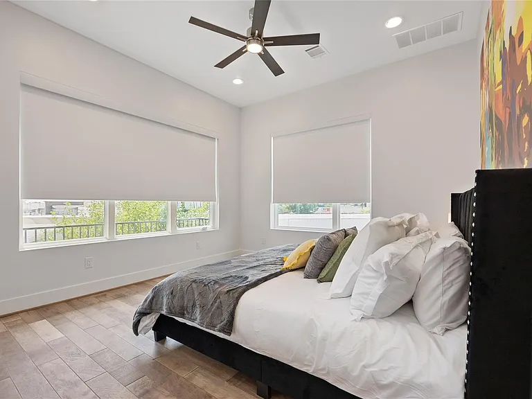 5914 Val Verde St — Photo 11