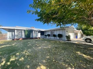 13975 Smoke Tree Rd, Victorville, CA 92395