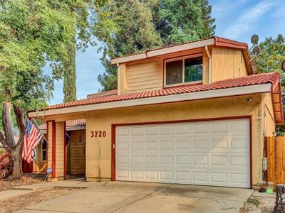 3220 Yarwood Way, Sacramento, CA, 95833