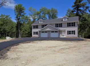 9-11 Acorn St, Middleton, MA 01949