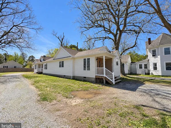 30445 Oak St, Princess Anne, MD 21853