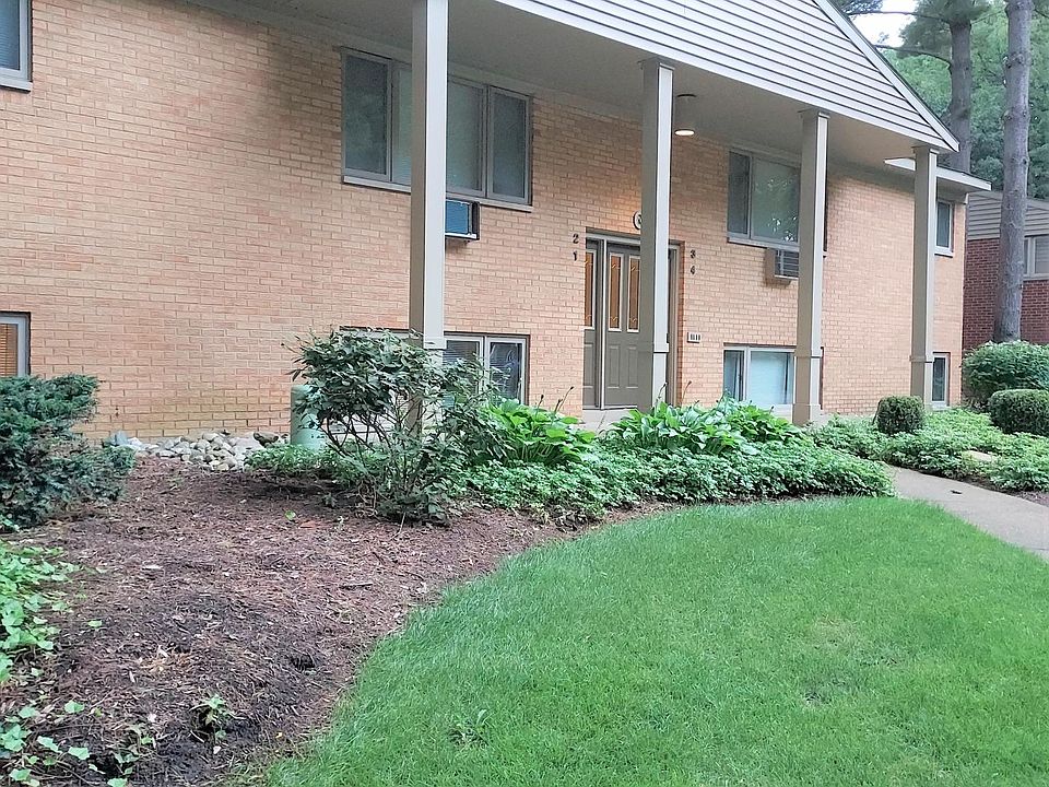 1st image of 615 Douglas Ave #G1