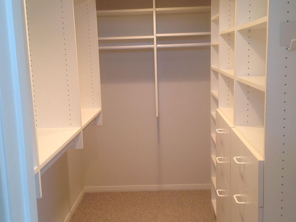 1st image of 2927 Kellogg St #D