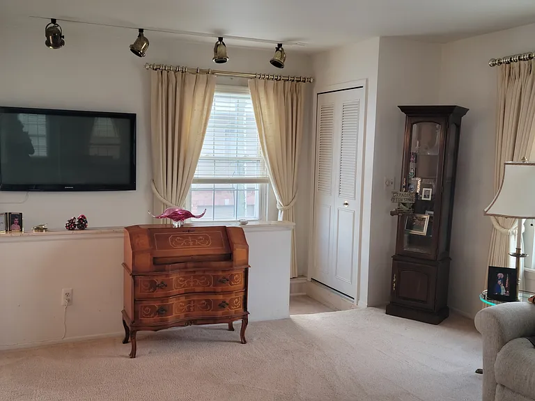 34720 E Lake Dr — Photo 8