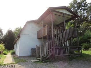 784 Locke Mountain Rd, Hollidaysburg, PA 16648