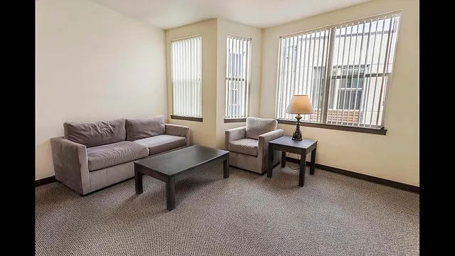Anthony 4x2 Townhouse Anthony 4x2 Townhouse