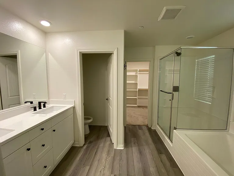 6049 Sendero Ave — Photo 4