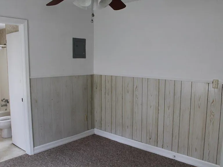 471 Elm Ave — Photo 12