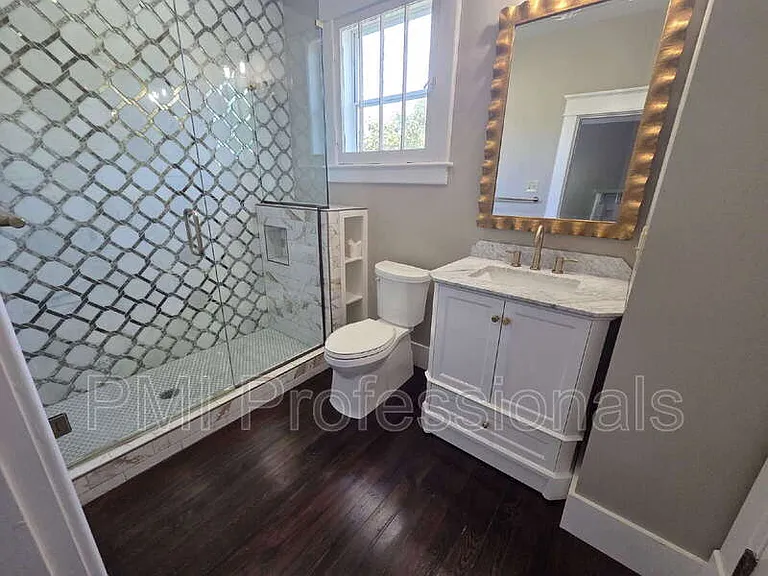 401 E Main St — Photo 21