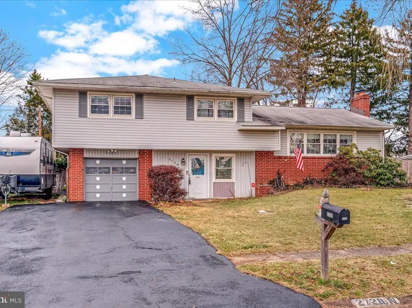 2728 N Robino Dr, Wilmington, DE 19808