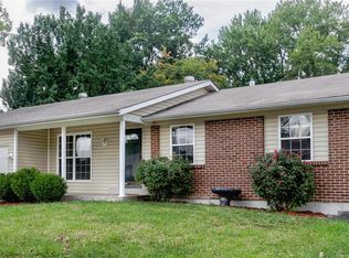 2915 Advance Dr, Florissant, MO