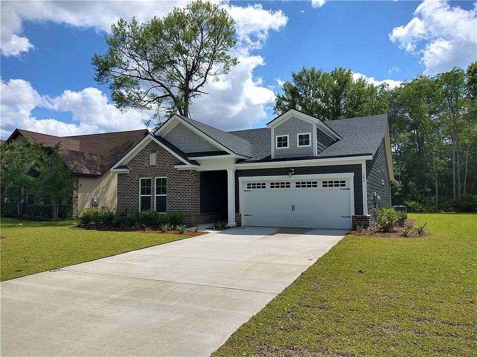 1st image of 142 Clearwater Dr