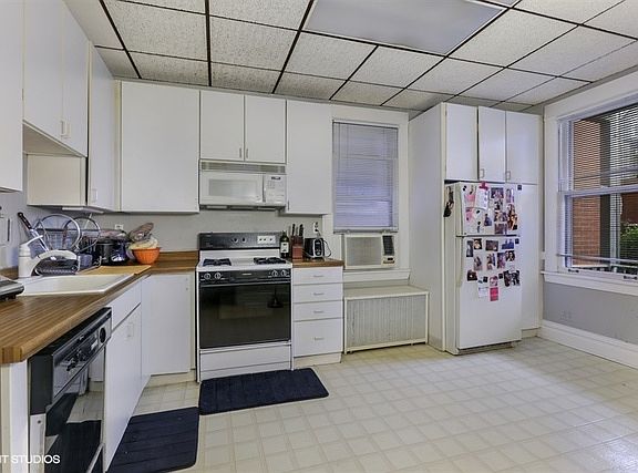5th image of 1841 W School St