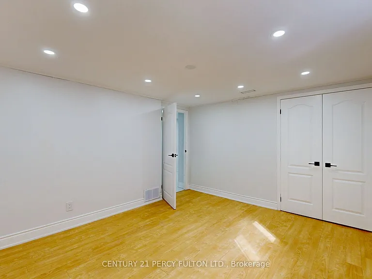 78 Agincourt Dr #BASEMENT — Photo 18
