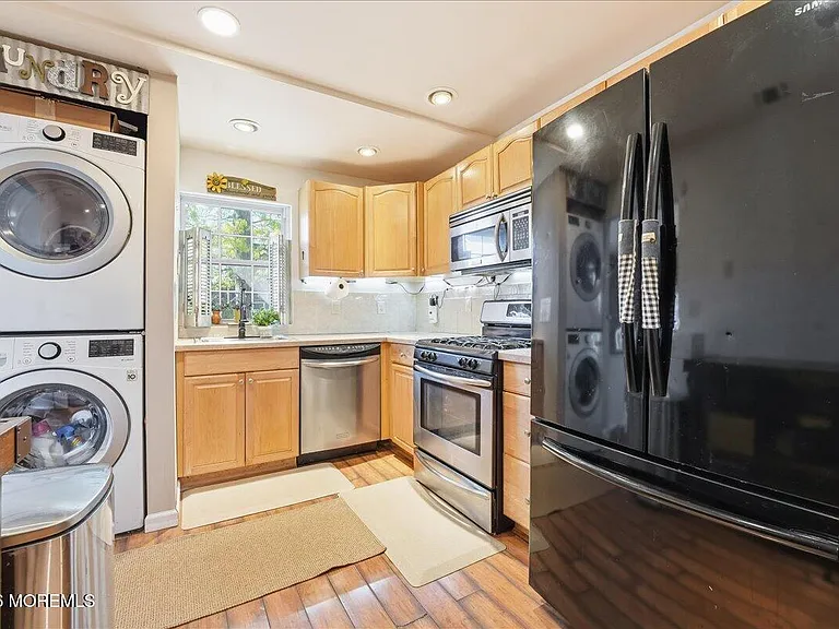 477 Mantoloking Rd — Photo 9