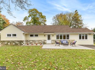 725 Rhoads Ave, Jenkintown, PA 19046