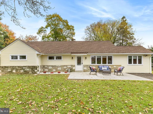 725 Rhoads Ave, Jenkintown, PA 19046