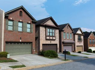 5878 Oakbrook Lake Ct, Norcross, GA 30093