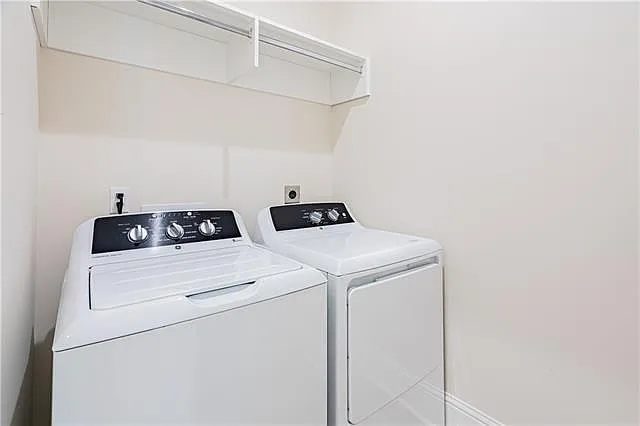 808 Bonnabel Blvd #D — Photo 11