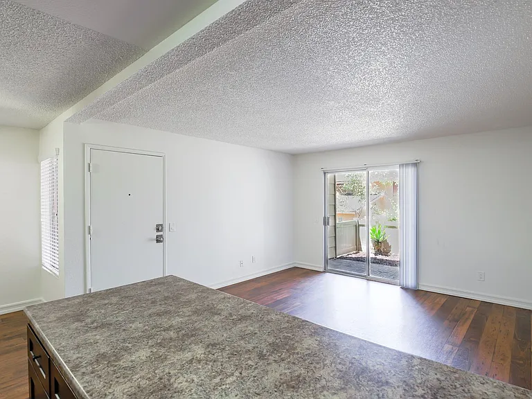 Peppertree Apartments — Photo 67