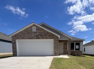 1640 Rambling Brook Dr, Benton, AR 72015