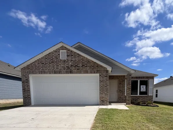 1640 Rambling Brook Dr, Benton, AR 72015