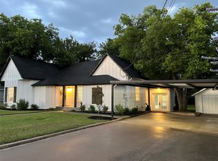 1201 S College Ave, Decatur, TX 76234