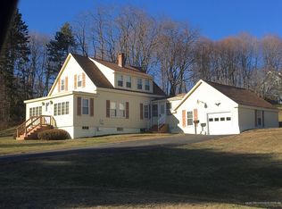 16 Lincoln St, Dexter, ME 04930