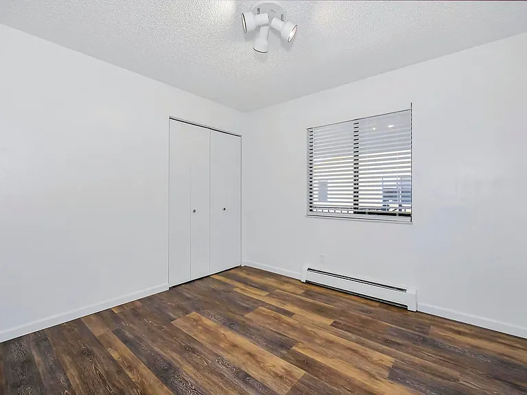 6702 Dublin Loop W — Photo 12