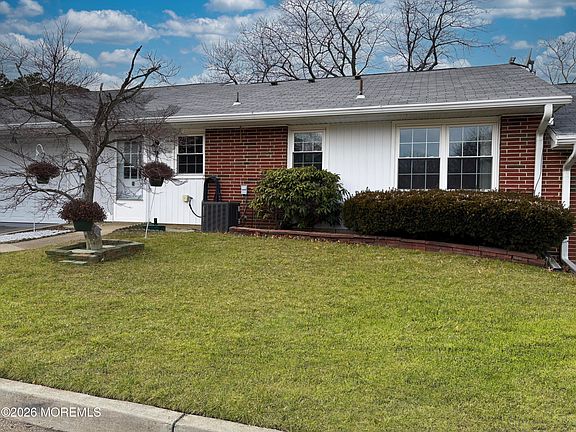 2nd image of 562 Portsmouth Drive #562C