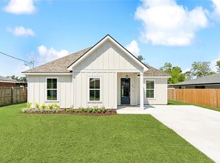 31 Mary St, Norco, LA 70079