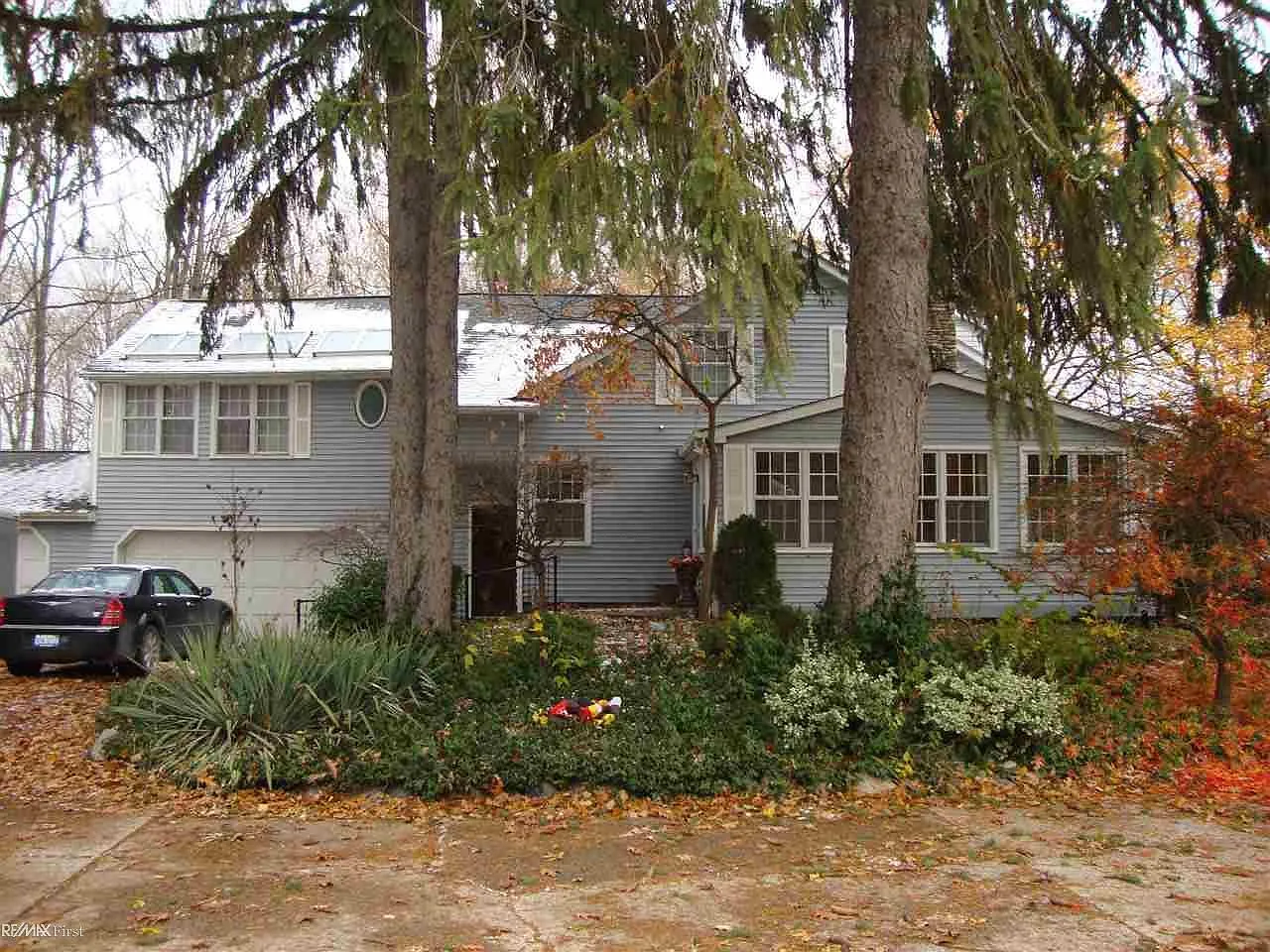 38150 Woodcrest St photo 1